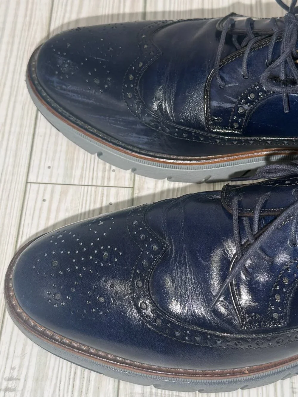 Johnston & Murphy Collection step out